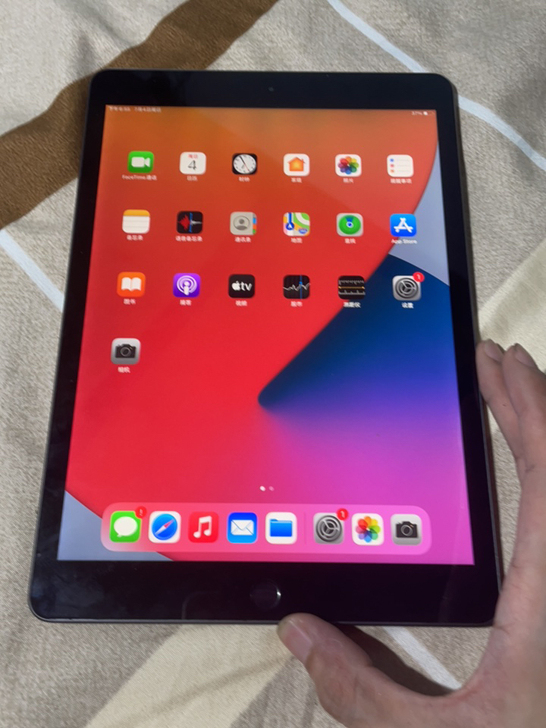 iPad2019深空灰128GWi-Fi版...