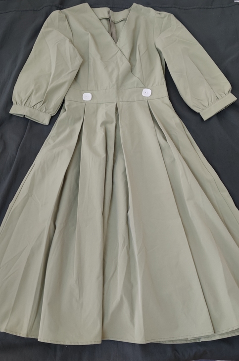 付邮送秋装2020年新款早秋款女装潮时尚V...