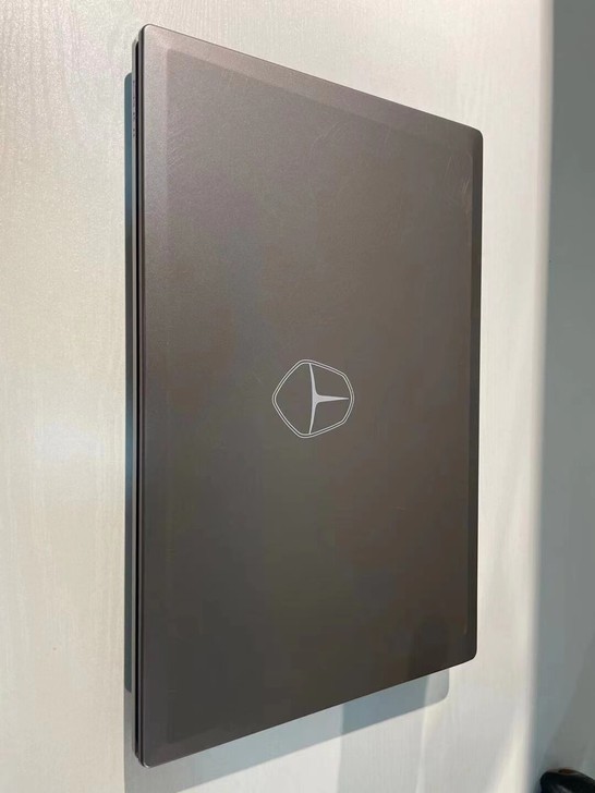 雷神i7 游戏笔记本一台 成色不错 。不议...