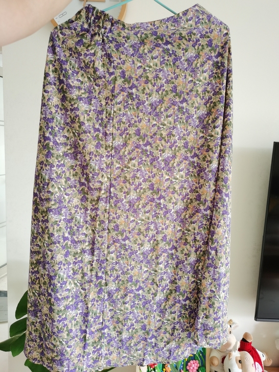 全新 有吊牌 碎花半身裙 松紧腰半身裙女士...