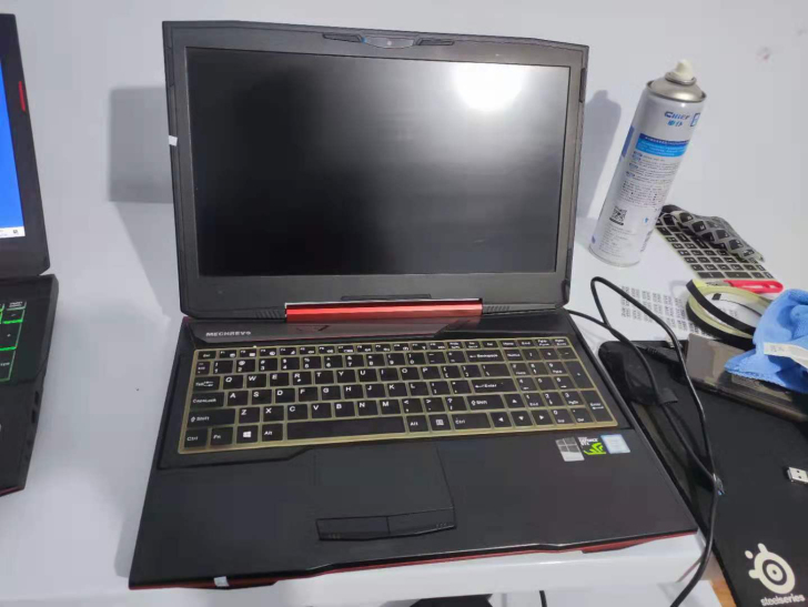 笔记本电脑1060 i7  8+128+1T