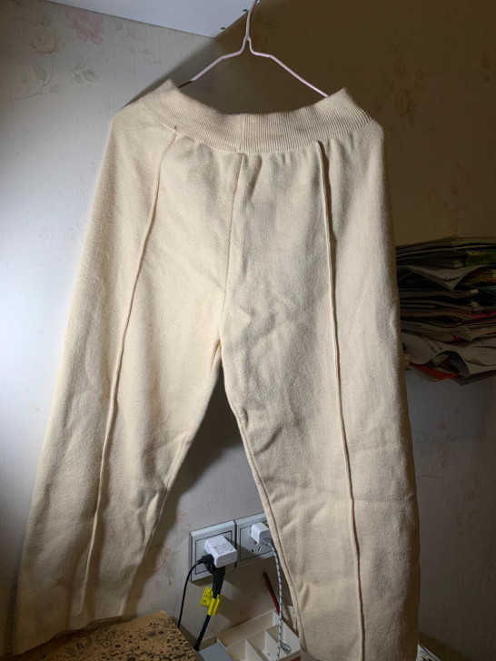 杏色针织阔腿奶奶裤，95新