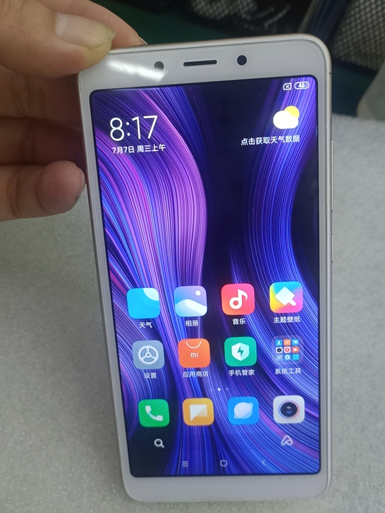 红米6A，3十32.G功能完好，沉色如图。