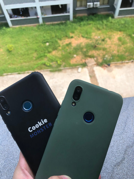 无任何使用问题，华为畅享9plus（左边那...