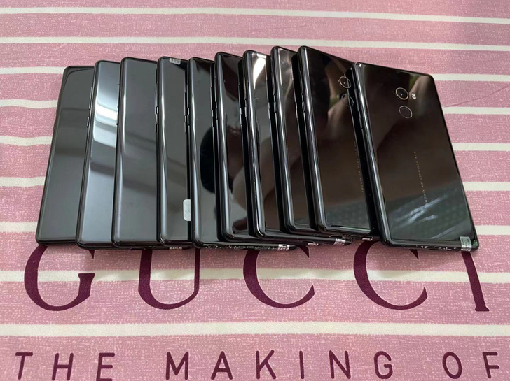 小米Mix2。##amp;nbsp;6+6...