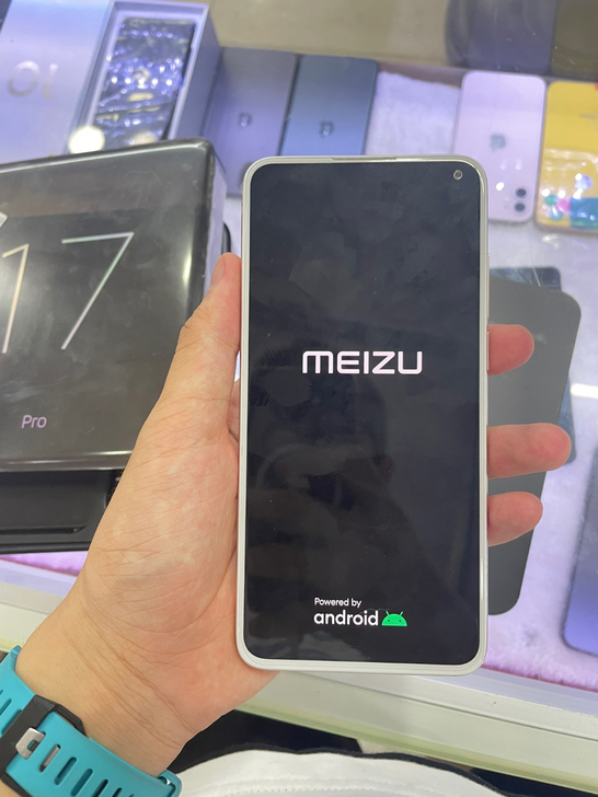 魅族17pro 全套，6月4号激活，用了一...