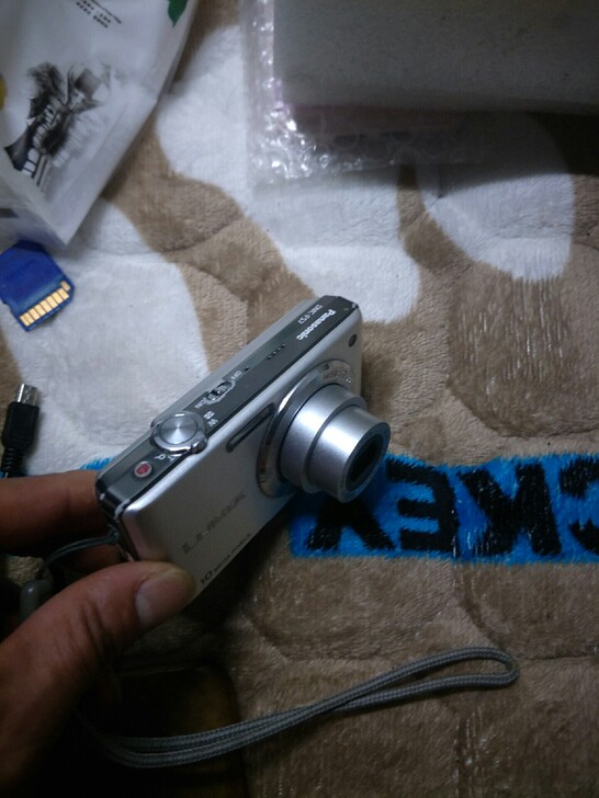 松下DMC-FS7GK数码相机，物品正常使...