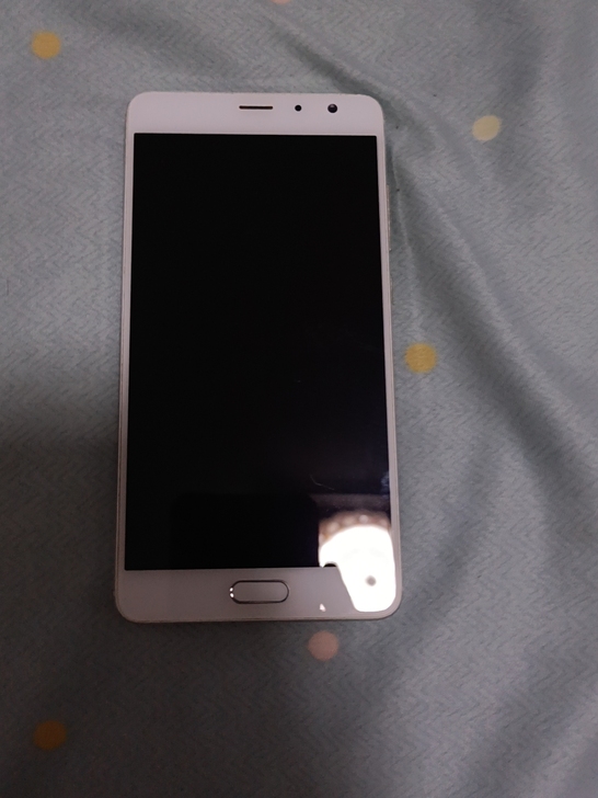 闲置红米pro，运行流畅无任何卡顿。3+6...