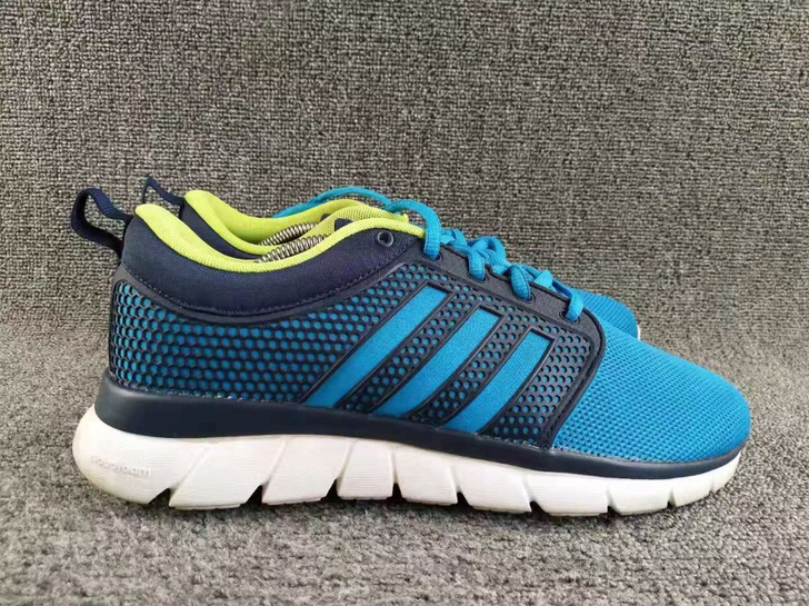 二手正品44码阿迪达斯休闲鞋