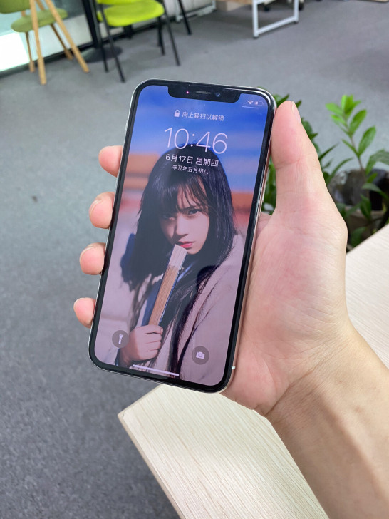 iPhone 11proMax256G 银...