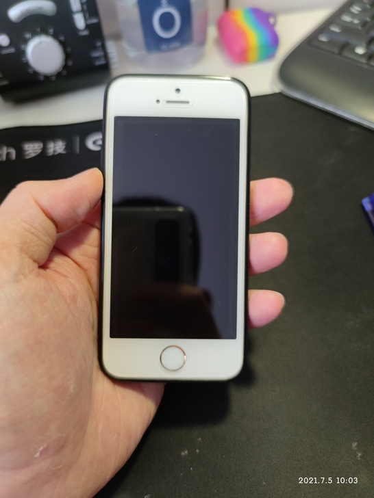 iPhone se美版无锁64g 外观9新...