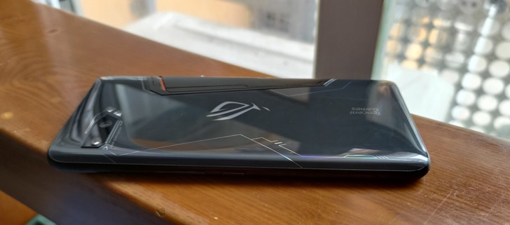 rog2 8+128的一台备用机，功能没任...