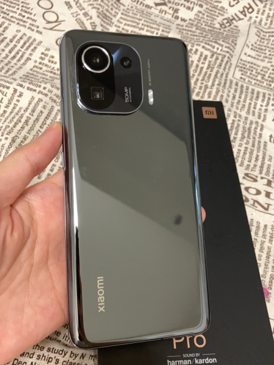 小米11pro,黑色8+256国行