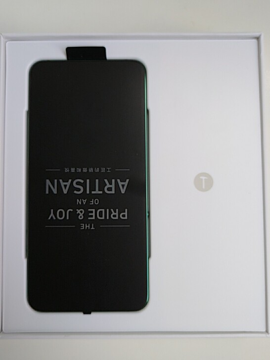 锤子坚果pro3 黑色高配8+256 99...