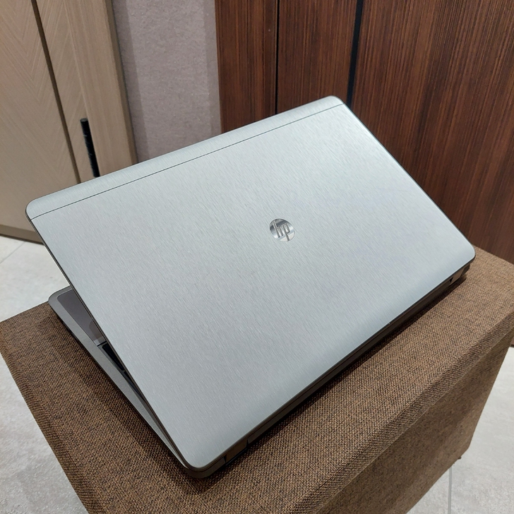 实拍15寸惠普笔记本i7 四核 独显  8...