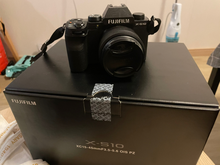 二月份买的富士xs10套机，xc1545镜...