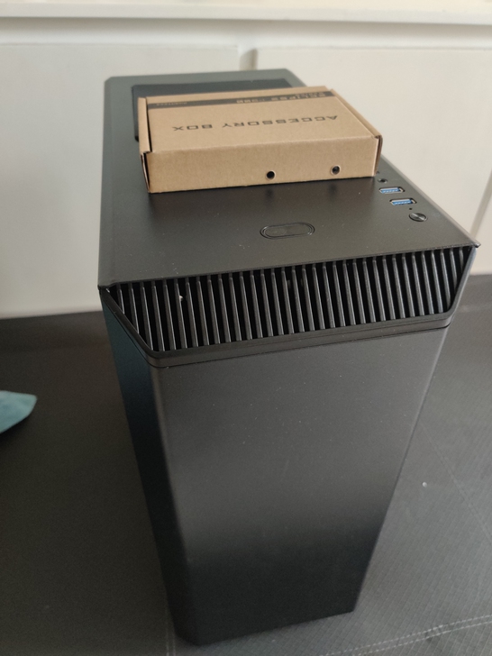 追风者p300机箱 中塔电脑机箱 玻璃侧透...