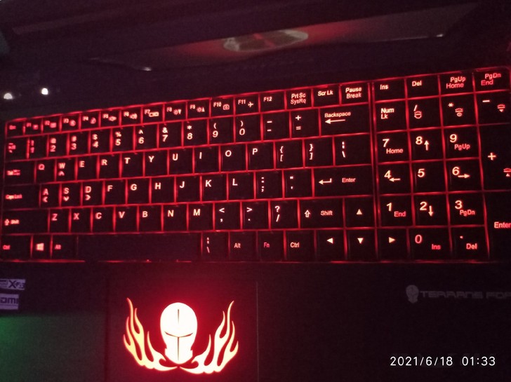 17寸GTX870 6G独显 i7-471...