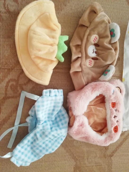 自刀随缘出小火柴娃衣，，黄帽子是15cm。...
