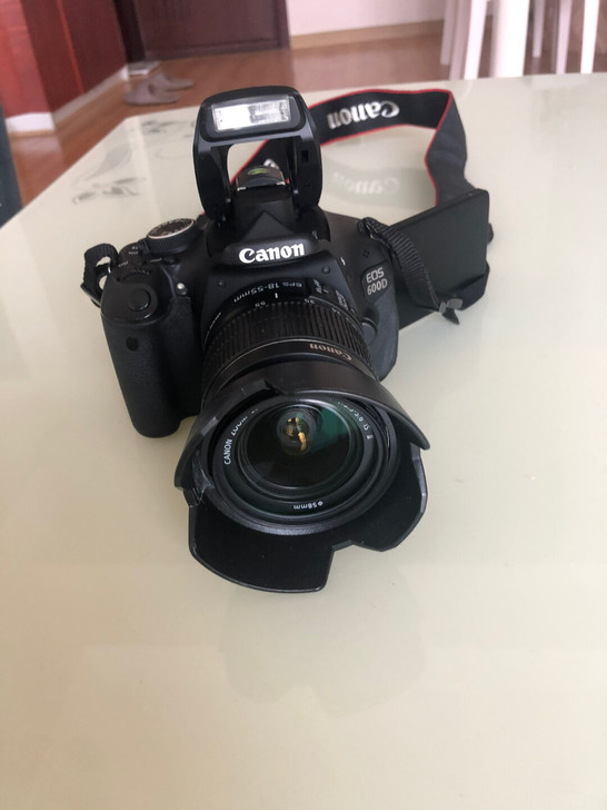 出自用佳能600D 18-55套机。