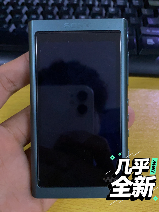 索尼a55，当时喜欢索尼的机器，一上头买了...