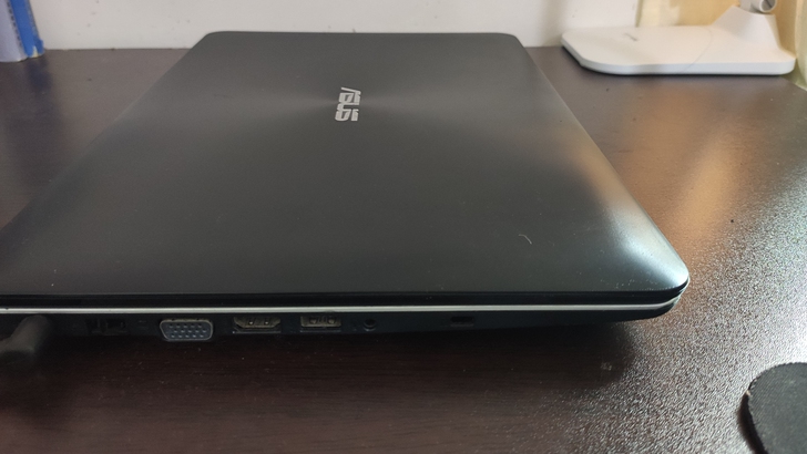 华硕Y483L笔记本,i34030u处理器...