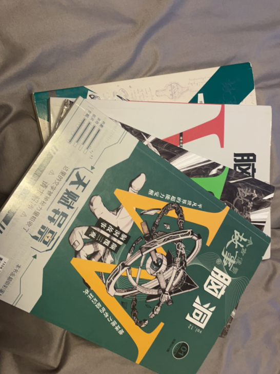 之前买的看完了想回点血，10块一本，四本包邮