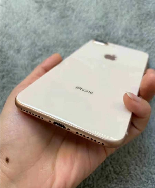 自用苹果8plus金色  256G  原装