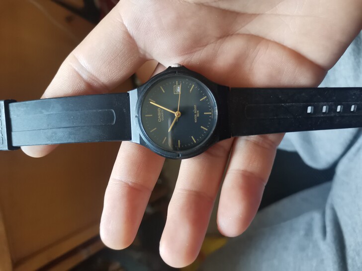 小学生石英表mw59