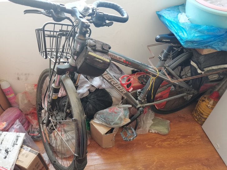 美利达旅行山地自行车，在家放好久啦，没怎么...