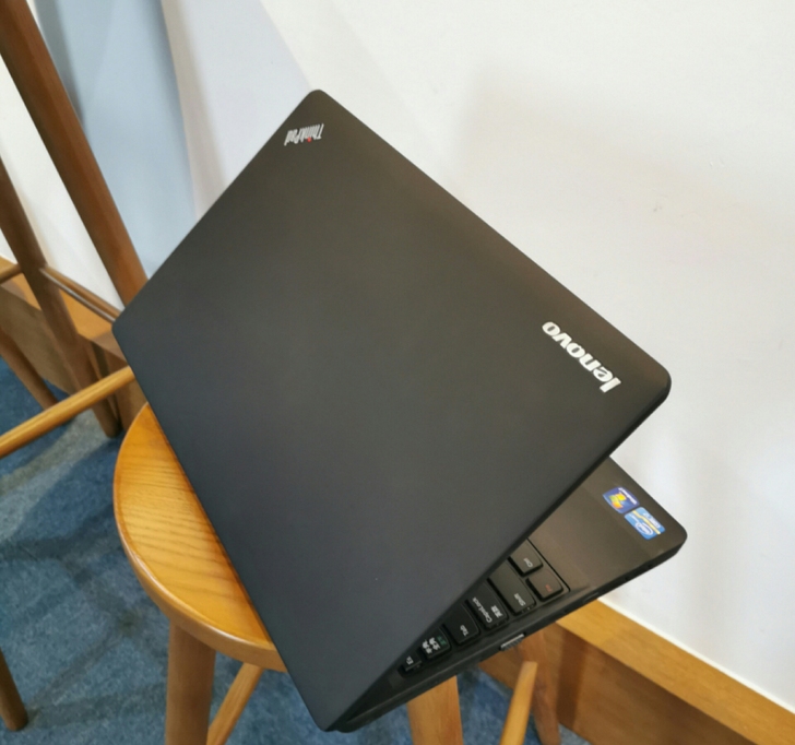 转让 个人 九成新 笔记本电脑i7四核 8...