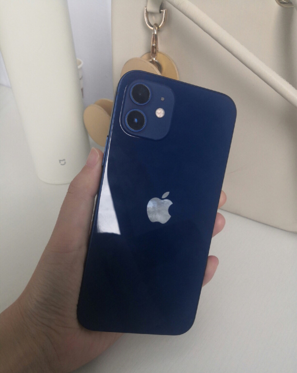 自用苹果iphone12，128g，国行全...