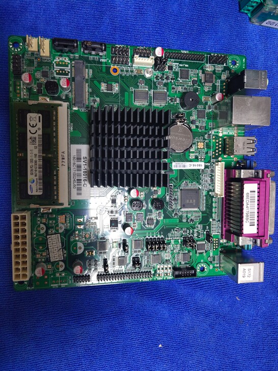 J1800集成CPU电脑工控主板，内存8g...