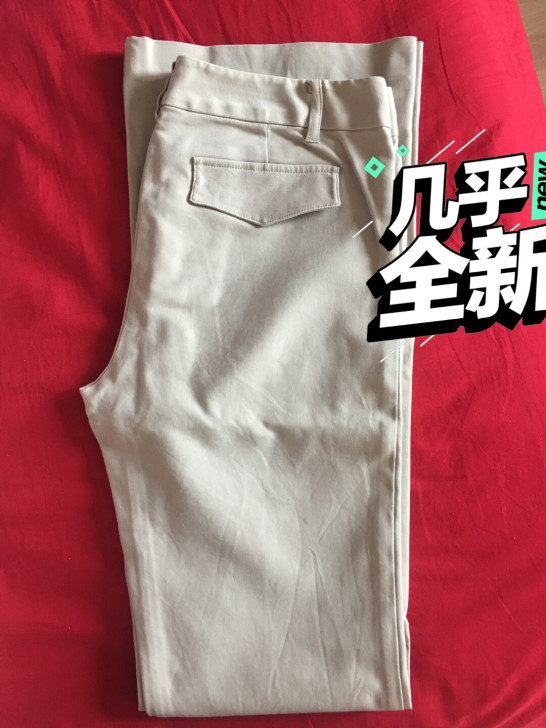 浅色裤子休闲裤