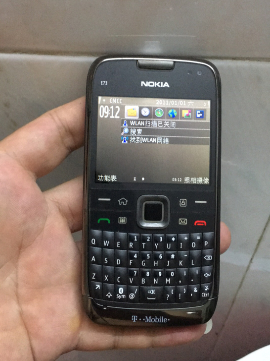 诺基亚E73