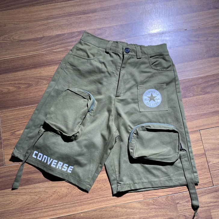 全新，孤品，工装短裤，只有一条，m码，臀围...