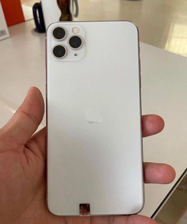 苹果11ProMax256 白色全网通 顺...