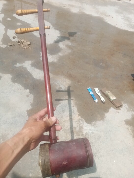 刚收到的,胡胡喜欢的拍了,便宜点出,一百二...
