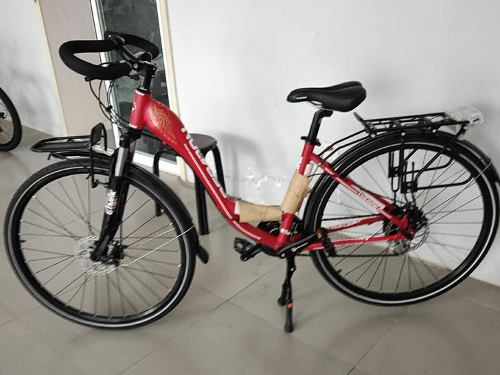公路旅行自行车