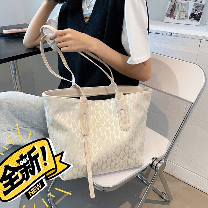 网红ins大容量包包女夏季2021新款潮时...