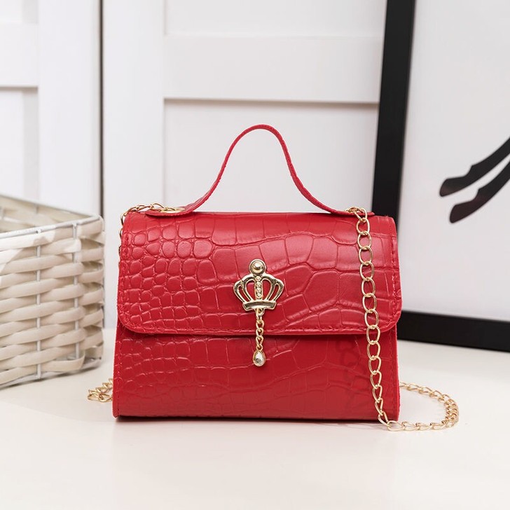 包包女2021新款韩版小清新时尚链条斜跨小...