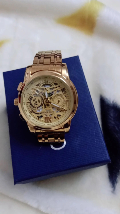 出售闲置全新正品瑞士机械表手表男士镂空商务...