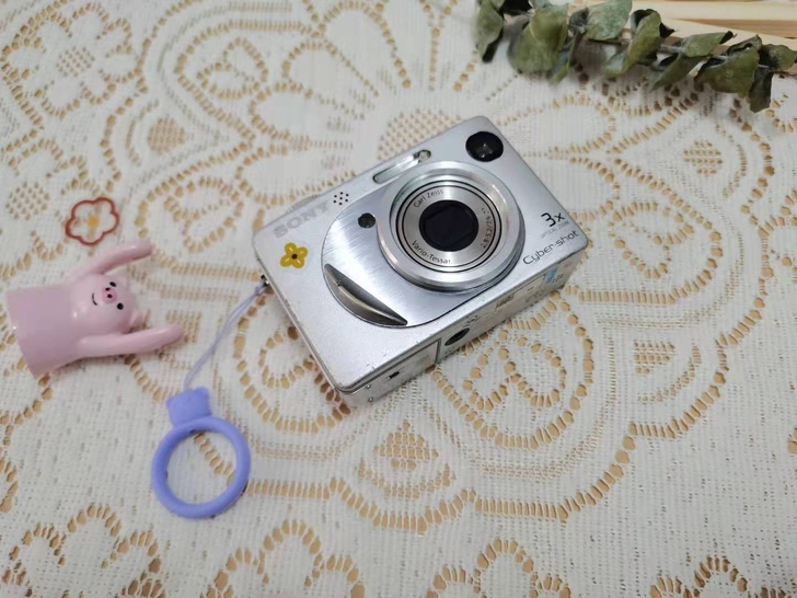 索尼dsc-w1 250 包邮