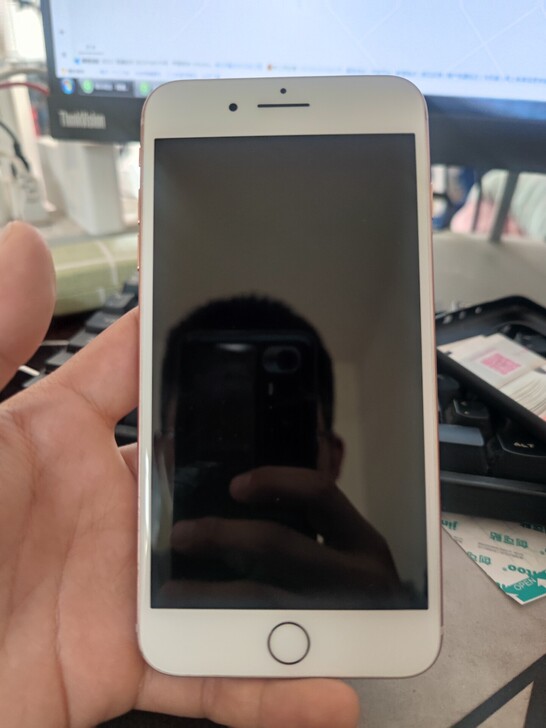 苹果8plus64g，玫瑰金颜色，箱说全，...