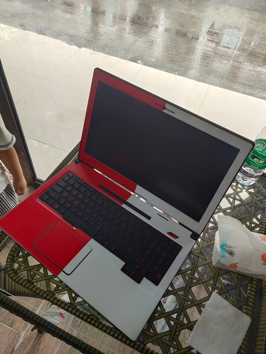 华硕FX63V飞行堡垒贴膜使用，外观几乎全...