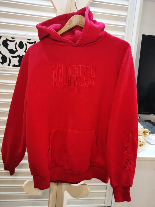 男士卫衣,便宜出。