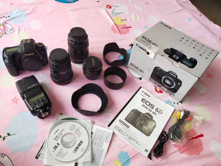 佳能 EOS 6Ｄ全幅机身  成色9成新左...