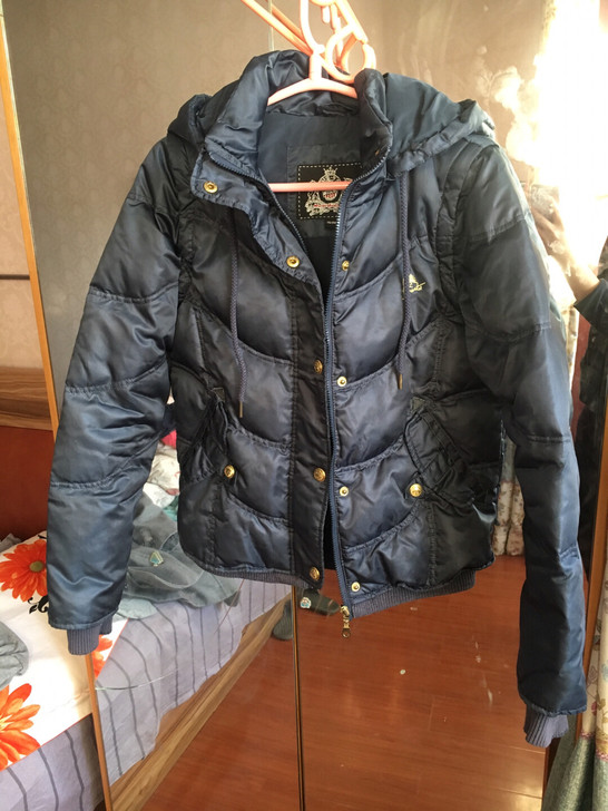 美特斯邦威短款女式羽绒服