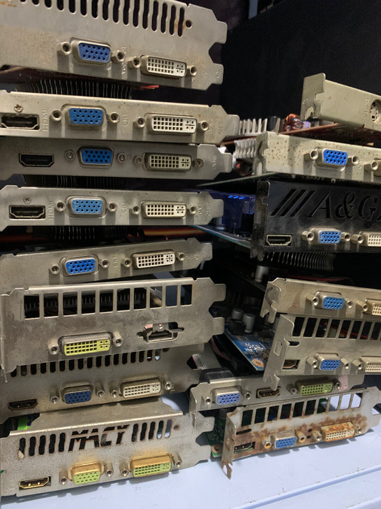 14张gt220显卡 亮机卡没问题处理了 ...