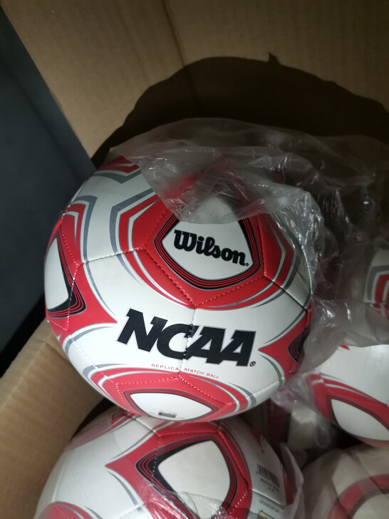 五号 威尔胜 三层 足球